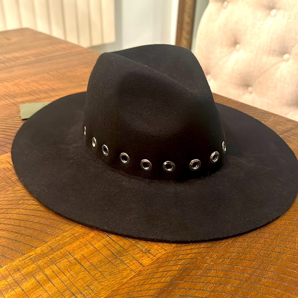 Black felt hat by ALLSAINTS